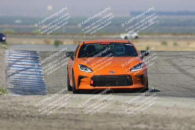 media/Sep-14-2025-Speed Ventures (Sun) [[b2951cd086]]/Orange/Session 2 (Grapevine)/